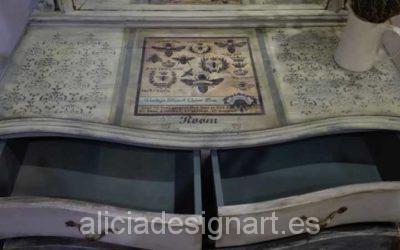 Decoración estilo Shabby Chic y Nórdico de una cómoda Vintage antigua