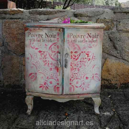 Mesita de noche romántica antigua decorada estilo Boho Chic rosa con stencil - Taller decoración de muebles antiguos Madrid estilo Shabby Chic, Provenzal, Rómantico, Nórdico