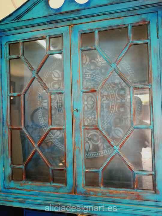 Escritorio vitrina antiguo decorado Boho chic con stencil - Taller decoración de muebles antiguos Madrid estilo Shabby Chic, Provenzal, Rómantico, Nórdico