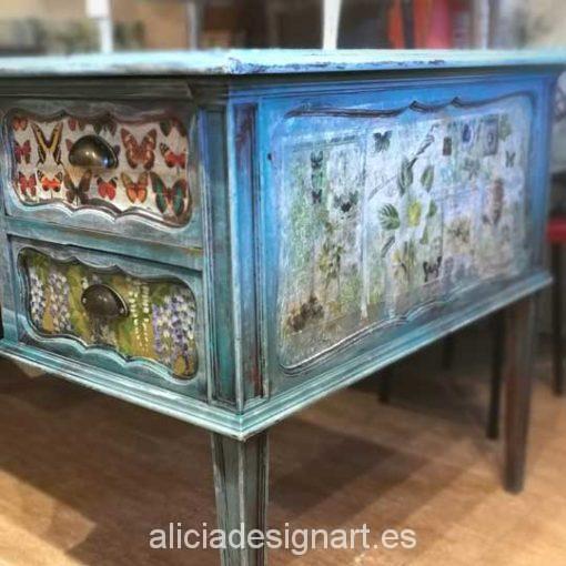 Mesa escritorio vintage pintada a mano y decorada con découpage - Taller de decoración de muebles antiguos Madrid. Muebles de colores, productos y cursos.