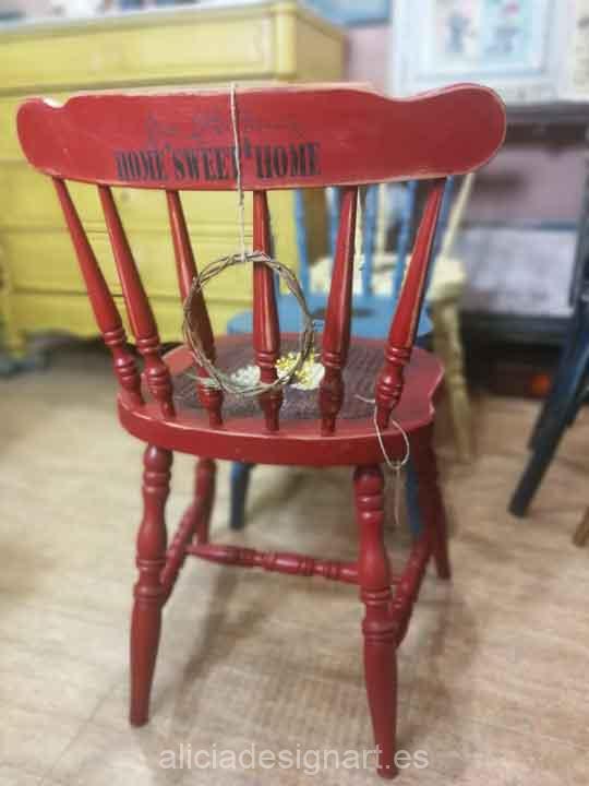 Silla Thonet vintage estilo farmhouse roja con stencils - Taller de decoración de muebles antiguos Madrid estilo Shabby Chic, Provenzal, Romántico, Nórdico