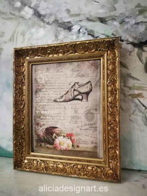 Cuadro decorativo con papel de arroz, marco con pan de oro, zapato Rococó - Taller decoración de muebles antiguos Madrid estilo Shabby Chic, Provenzal, Romántico, Nórdico