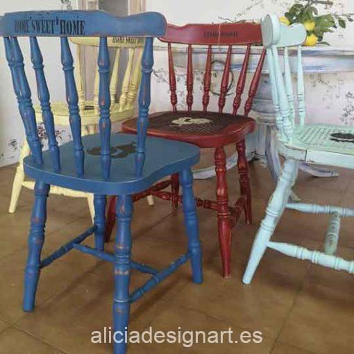 Conjunto de 4 sillas Windsor vintage estilo farmhouse con stencils - Taller de decoración de muebles antiguos Madrid estilo Shabby Chic, Provenzal, Romántico, Nórdico