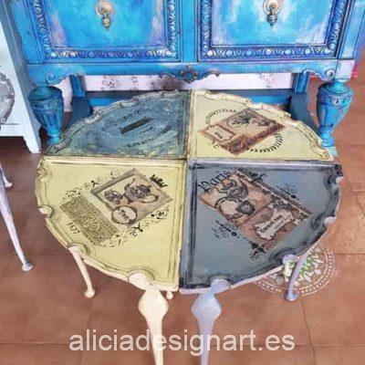 Conjunto original de mesa redonda y 4 mesitas auxiliar estilo Shabby Chic y Gustaviano - Taller de decoración de muebles antiguos Madrid. Muebles de colores, productos de decoración y cursos.
