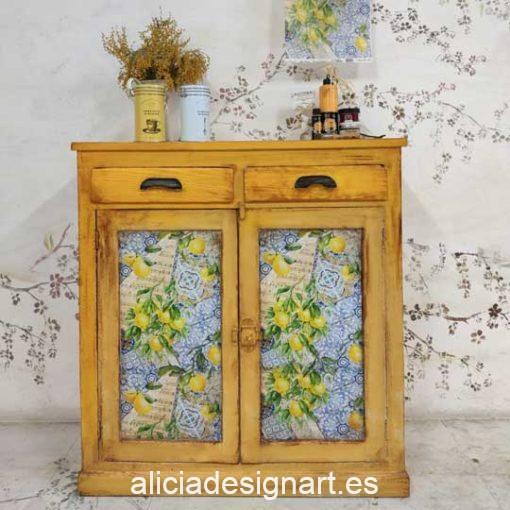 Aparador antiguo decorado estilo Campestre Provenzal ocre con découpage - Taller de decoración de muebles antiguos Alicia Designart Madrid