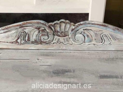 Cabecero copete labrado decorado estilo Shabby chic en tonos grises y azules - Taller de decoración de muebles antiguos Alicia Designart Madrid