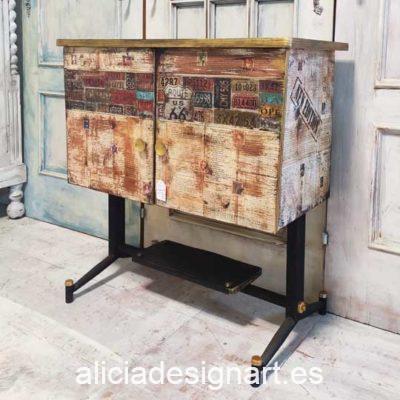 Mueble bar vintage midcentury años 50 decorado con stencil y découpage - Taller de decoración de muebles antiguos Alicia Designart Madrid