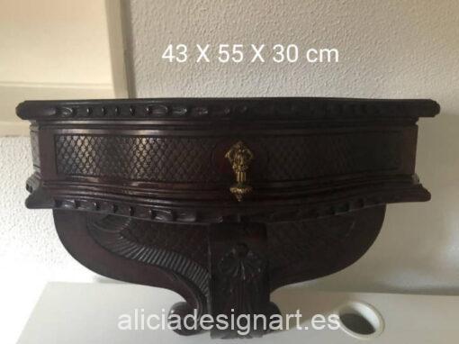 Peana repisa antigua de madera maciza talada - Taller de decoración de muebles antiguos Alicia Designart Madrid