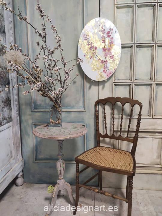 Cuadro decorativo Sakura 35x50 cm, realizado con pintura acrílica sobre lienzo redondo - Taller de decoración de muebles antiguos Madrid estilo Shabby Chic, Provenzal, Romántico, Nórdico