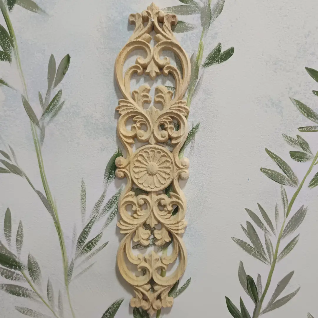 Aplique decorativo de madera con motivos florales Deméter - Taller de decoración de muebles antiguos Alicia Designart Madrid estilo Shabby Chic, Provenzal, Romántico, Nórdico