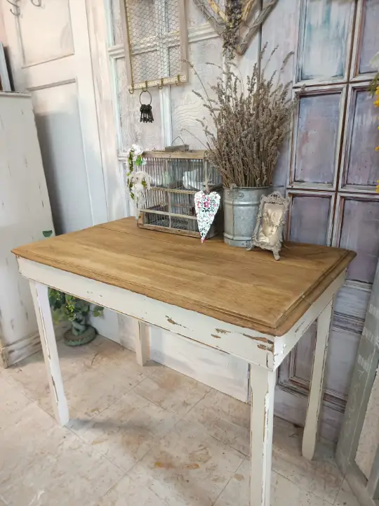 Mesa antigua La Granja, de madera maciza decorada estilo Shabby Chic Campestre - Taller de decoración de muebles antiguos Alicia designart Madrid. Muebles de colores, productos de decoración y cursos de decoración.