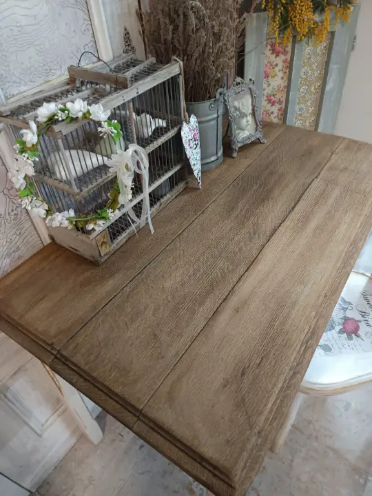 Mesa antigua La Granja, de madera maciza decorada estilo Shabby Chic Campestre - Taller de decoración de muebles antiguos Alicia designart Madrid. Muebles de colores, productos de decoración y cursos de decoración.